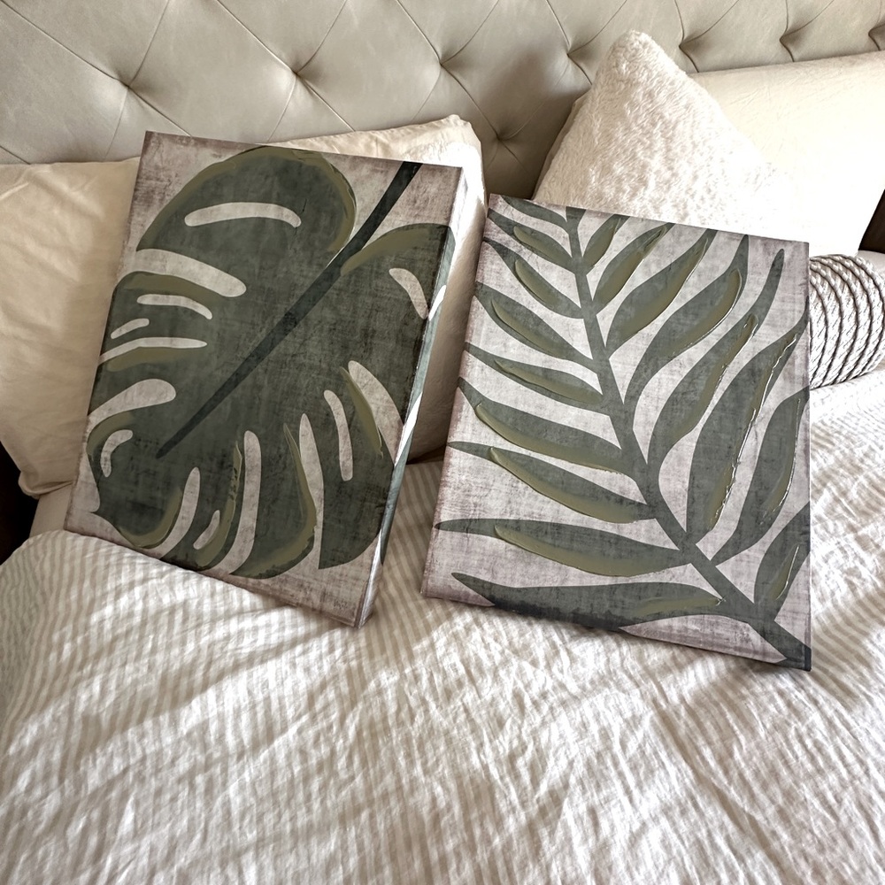 Wall art leaf petals 2 pieces